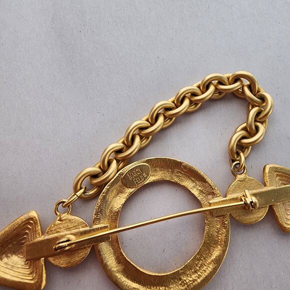 Large Marcy Feld Gold Plated Bar Heart Brooch Arrow Chain Military Statement - Picture 7 of 8